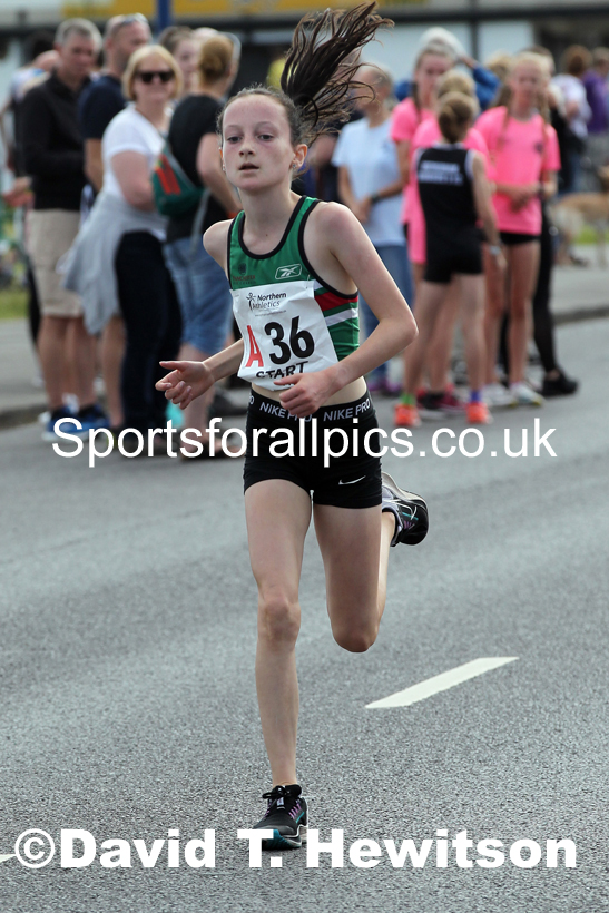 Girls under-13s 2021 Northern 6 and 4 Stage and Young Athletes Road Relays, Redcar. Photo: David T. Hewitson/Sports for All Pics